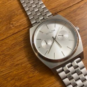 Nixon Time Teller Deluxe